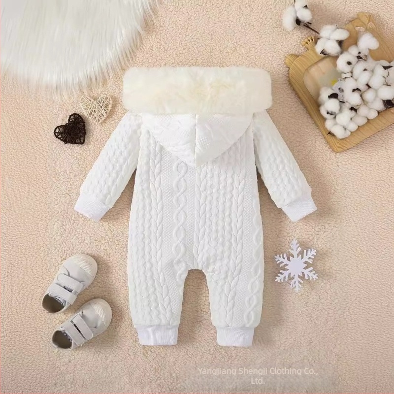 Το διασυνοριακό ηλεκτρονικό εμπόριο ειδικεύεται σε φορμάκια νεογέννητων Temu της Amazon, καθώς και σε φθινοπωρινά και χειμερινά φορμάκια με κουκούλα σε καθαρό χρώμα.