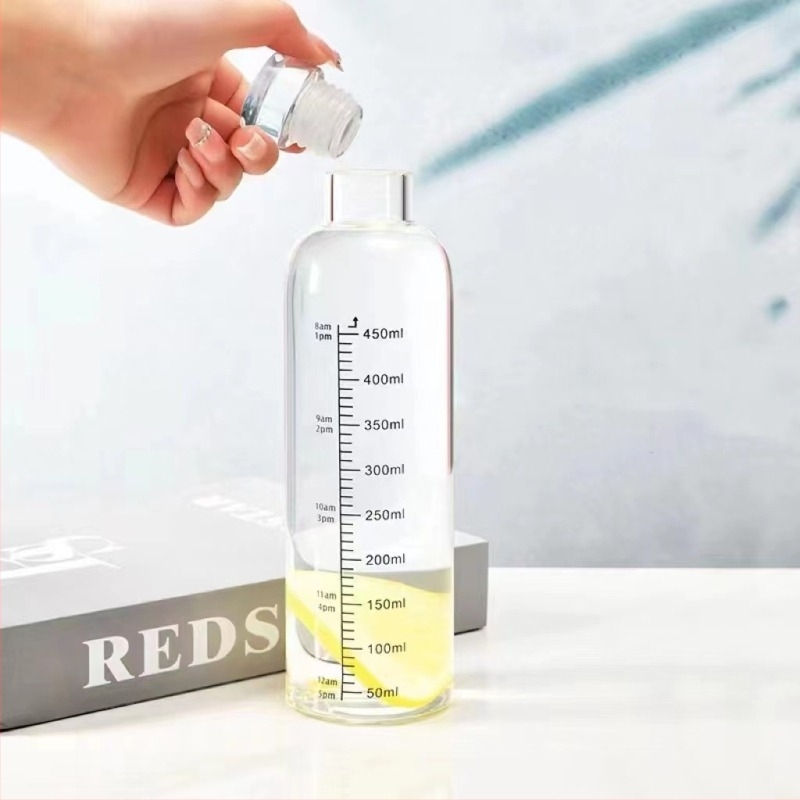 Χρονοδιάγραμμα Κυπέλλου Καθαρό κόκκινο πλαστικό κύπελλο καλοκαιρινό στυλ υψηλής χρωματικής αξίας απλό μπουκάλι νερό για άνδρες και γυναίκες διαφανές κύπελλο νερού