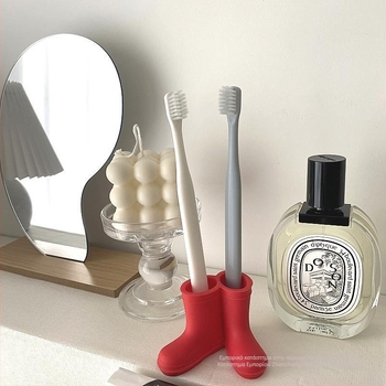 Μπάνιο Δημιουργικές Μπότες Βροχής Βάση Οδοντόβουρτσας Επιφάνεια Εργασίας Ζευγάρι Μπάνιο Χωρίς Γροθιές Διαδίκτυο Διασημότητα Οικογένεια Απλό Κινούμενα Σχέδια Χαριτωμένο