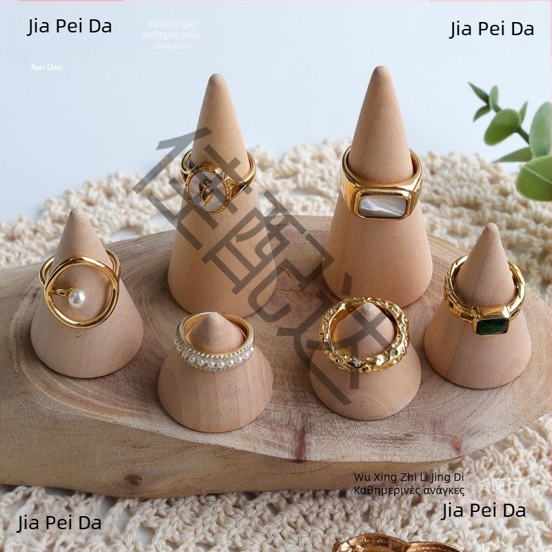 Ξύλινη κωνική βάση επίδειξης δαχτυλιδιών, κοσμήματα, κατάστημα κοσμημάτων, αποθήκευση δαχτυλιδιών, φωτογραφία, πόζα, στολίδια