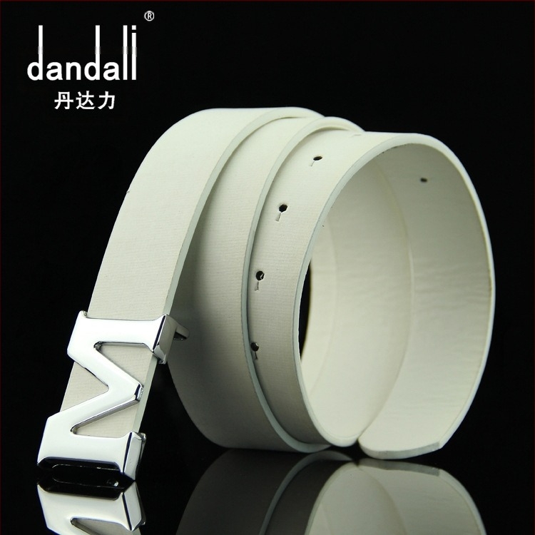 Κατασκευαστές Dandari χονδρικής επιχείρησης με λεία ζώνη με αγκράφα, ζώνη από απομίμηση δέρματος για άνδρες, κορεατική πόρπη με γράμμα, μια γενιά μαλλιών