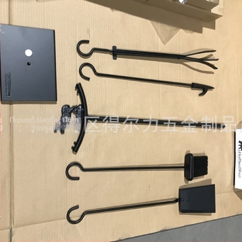 Τζάκι, φτυάρι, γάντζος, σκούπα, πένσα, βραχίονας