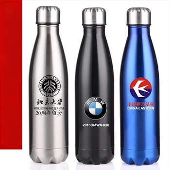 Καουτσούκ χρώμα Αθλητικό μικρό μπουκάλι κενού κύπελλο διπλής στρώσης κενό 304 από ανοξείδωτο ατσάλι μπουκάλι Coca-Cola ζεστό αμερικανικό μικρό φλιτζάνι