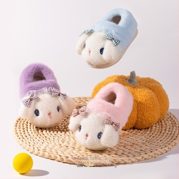 Χειμερινά χονδρικά κινούμενα σχέδια παιδιών με τόξο κουνελιού βαμβακερά παπούτσια παιδιών μωρών εσωτερική τσάντα με ζεστές παντόφλες βαμβακιού στο σπίτι