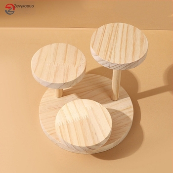 Ξύλινη βιτρίνα κοσμημάτων, στρογγυλή, τριών επιπέδων, περιστρεφόμενη βάση για δαχτυλίδια και ρολόγια