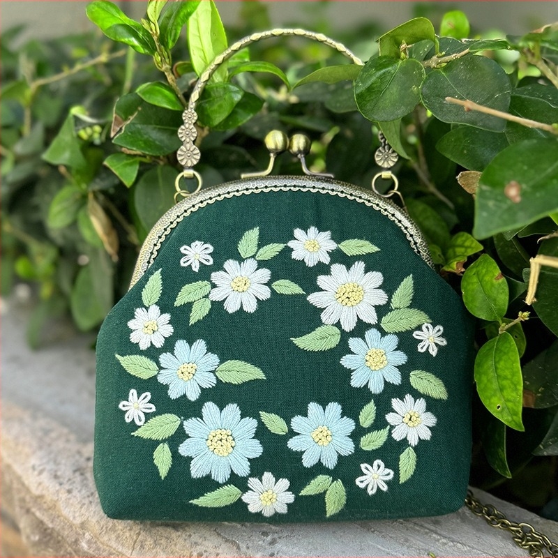 Σετ DIY κεντήματος: Φλοράλ μοτίβα σε ύφασμα, Lu κέντημα σε τσαντάκι, Κιτ σταυροβελονιάς