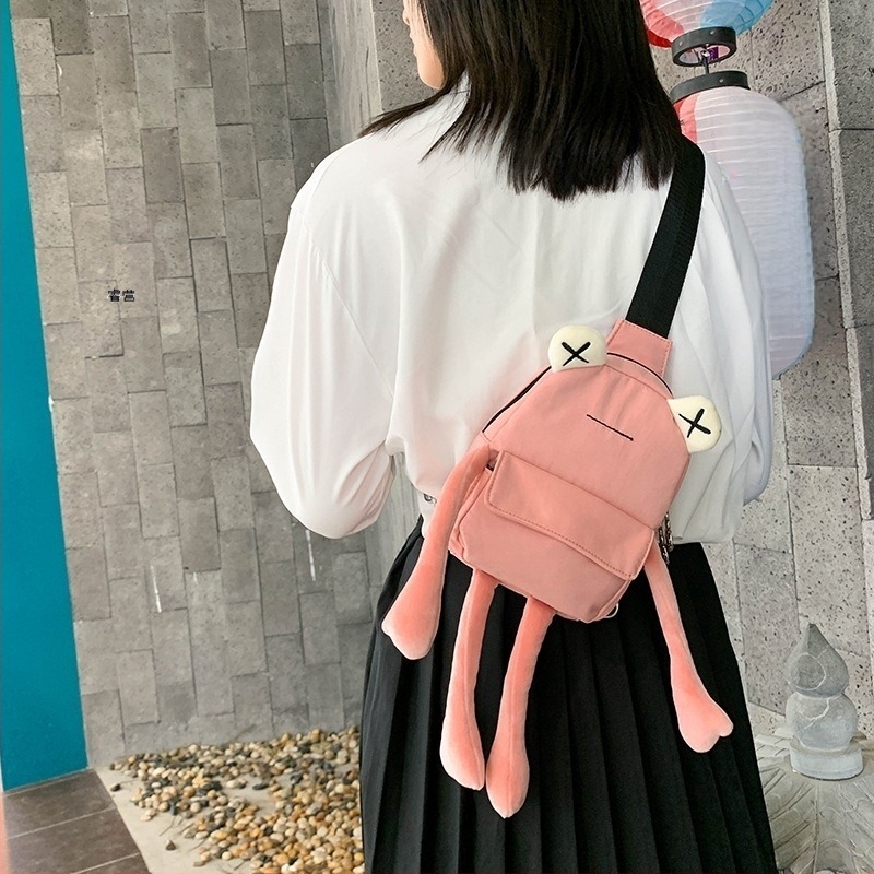 Rui Ying νάιλον τσάντα crossbody με χαρακτήρα βάτραχος σε καρτούν – street trend, μικρή καθημερινή τσάντα, κλείσιμο με φερμουάρ, επένδυση πολυεστέρα, εσωτερικό τσεπάκι με φερμουάρ και θήκη για ID