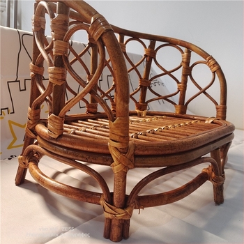 Καρέκλα ρατάν για φωτογράφηση μωρού — Kitten; Υλικό: ρατάν; Κατάλληλο για φωτογράφηση ρούχων; Βάρος: 1,3 kg; Αξεσουάρ φωτογραφικού στούντιο