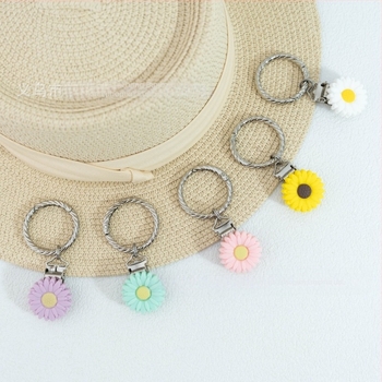 Μεταλλικοί κλιπ για αποσκευή και γυαλιά με ηλεκτροπλατίωση και μοτίβο χρυσάνθεμο, πρωτότυπος σχεδιασμός Li ban zhang, φθινόπωρο 2024