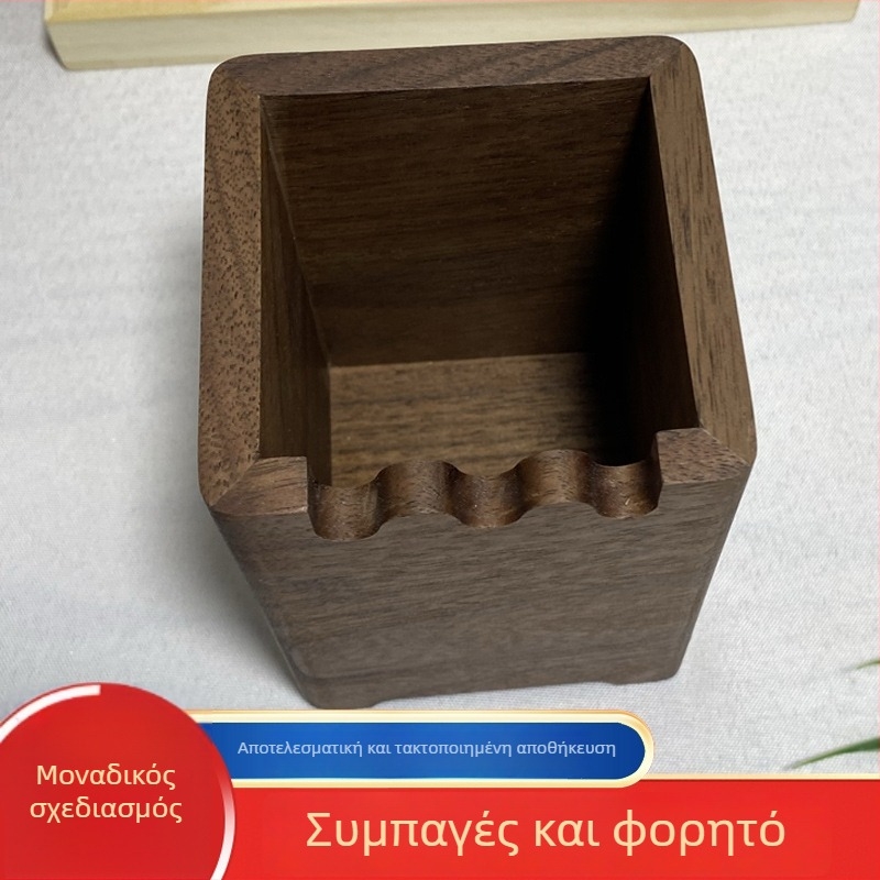 Μολυβοθήκη από ξύλο καρυδιάς – δημιουργικός οργανωτής γραφείου και διακόσμηση