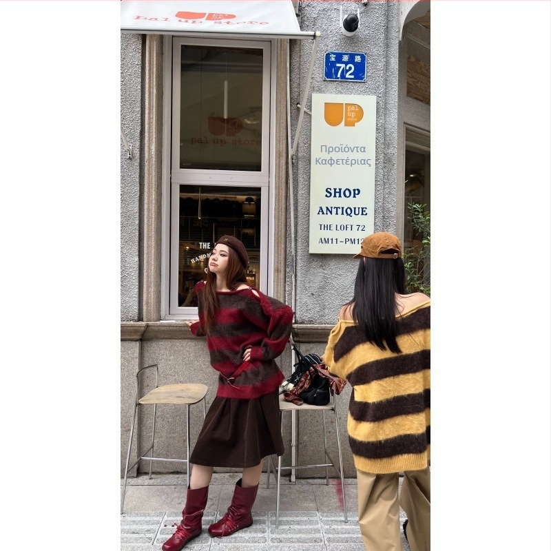 Πλεκτό τοπ με ρίγες, μακριά μανίκια, ψηλή λαιμόκοψη, κανναβικό ύφασμα, κορεατικό street style, φθινόπωρο 2025