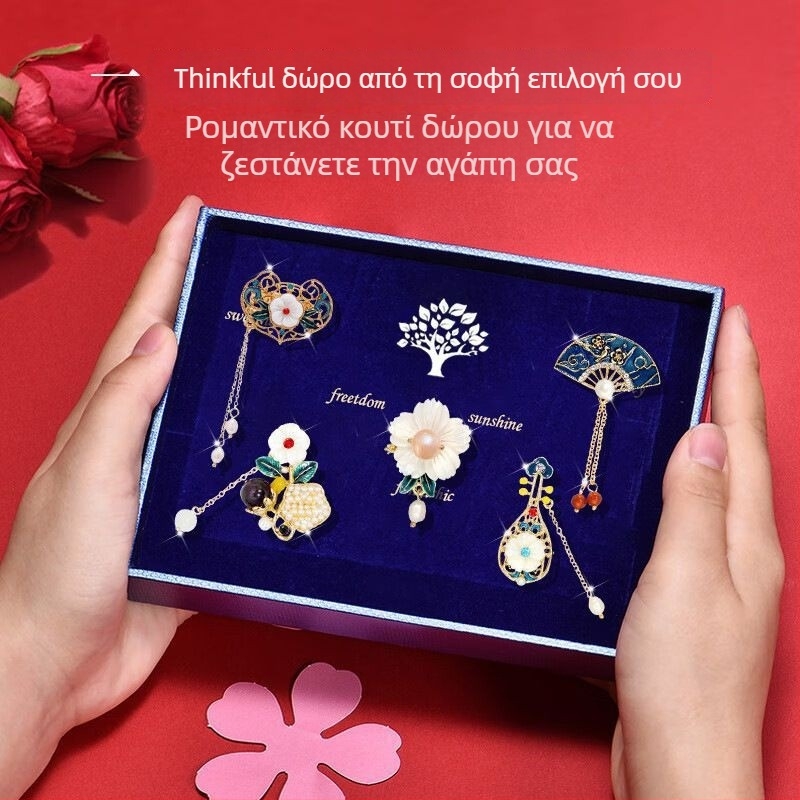 Καρφίτσα για πέτο — ρετρό γυναικείο στυλ, σχήμα φύλλου (Υλικό: κράμα ψευδάργύρου; Κρύσταλλο: λευκό κρύσταλλο; Τεχνολογία επίστρωσης: ηλεκτροπλατίωση)