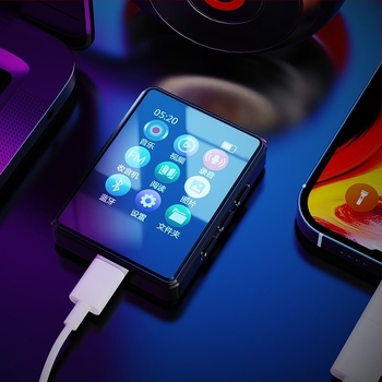 Φορητός MP3/MP4 player με οθόνη αφής και Bluetooth – Υποστήριξη TF κάρτας, AVI βίντεο, έως 8 ώρες αναπαραγωγής