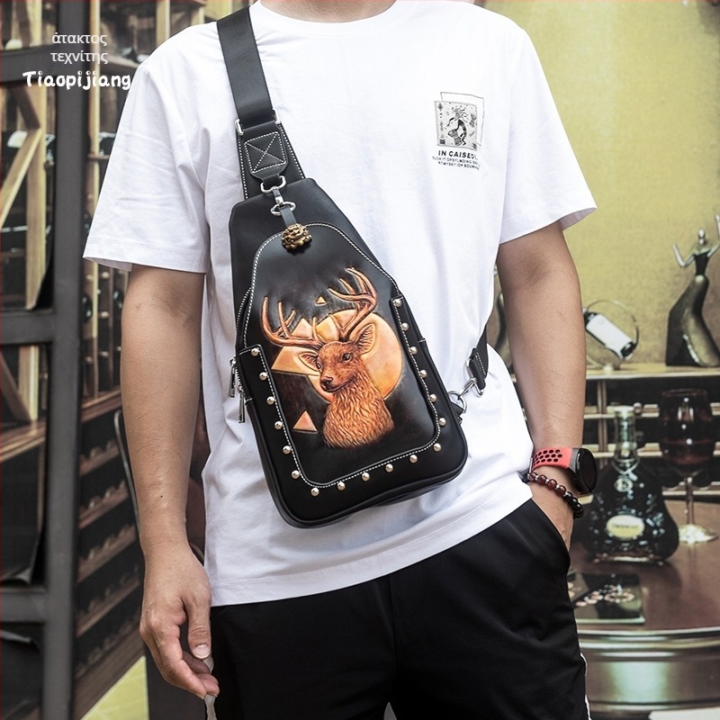 Ανδρική δερμάτινη τσάντα crossbody Naughty craftsman με χειροποίητη χαρακτική δέρματος, γνήσιο δέρμα, street trend, μεγάλη χωρητικότητα, μοτίβο ζώων