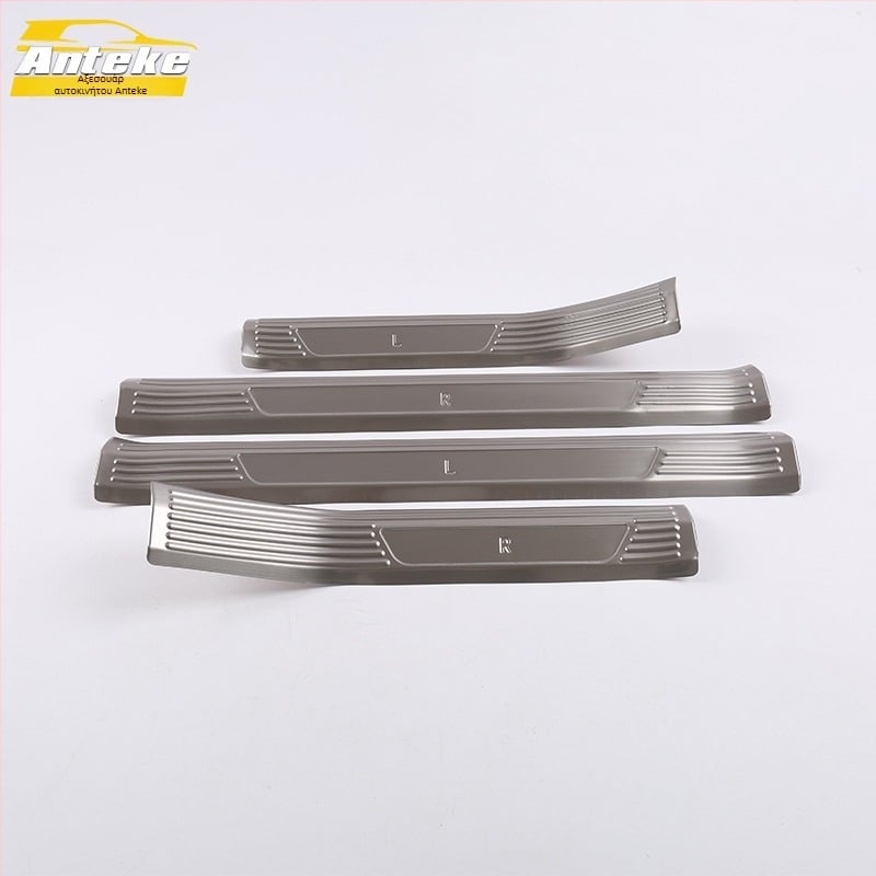 Ράγα κατωφλίου Passat από ανοξείδωτο ατσάλι, με πεζοπορικό υποδοχής και προστασία πορτμπαγκάζ από κρούσεις; Διαθέσιμη παραμετροποίηση επεξεργασίας; χωρίς εκτυπωμένο λογότυπο; αδειοδοτούμενη ιδιωτική ετικέτα