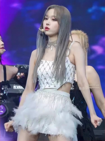 Σετ φορεμάτων με τιράντες σε στυλ aespa για σκηνικές εμφανίσεις – Καλοκαίρι 2023, σύνθεση βασικού υφάσματος 90–95%, ύφασμα: Άλλο, στυλ: χιπ-χοπ, τύπος στυλ: street fashionista