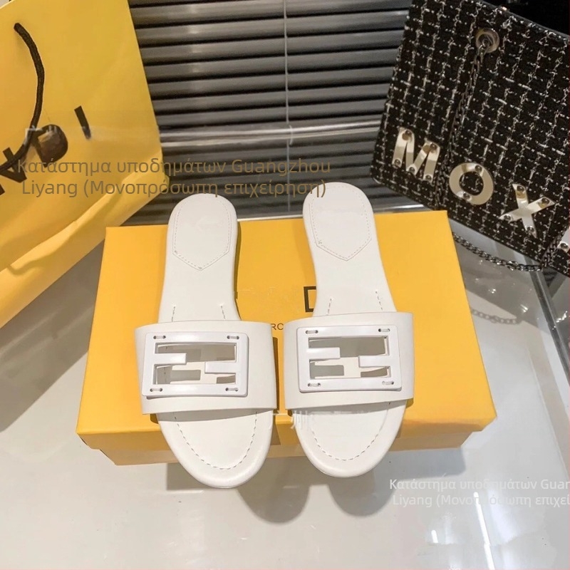 Γυναικείες σάνδαλ με τετράγωνη αγκράφα, επίπεδη σόλα, στρογγυλή μύτη, μινιμαλιστικό καλοκαιρινό στυλ, άνω μέρος: υπερίνες; επένδυση: γούνα προβάτου; σόλα: καουτσούκ