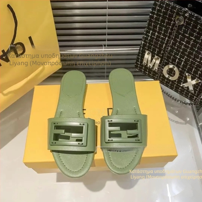 Γυναικείες σάνδαλ με τετράγωνη αγκράφα, επίπεδη σόλα, στρογγυλή μύτη, μινιμαλιστικό καλοκαιρινό στυλ, άνω μέρος: υπερίνες; επένδυση: γούνα προβάτου; σόλα: καουτσούκ