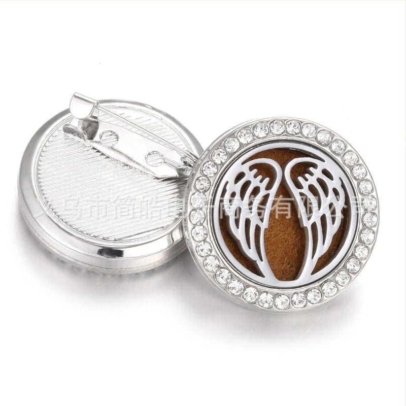 Αρωματοθεραπευτική καρφίτσα από κράμα με φινίρισμα ηλεκτροπλατίνας, μοτίβο μάσκας με διαμάντι σε στρώσεις, μίνι κλιπ για αιθέριο έλαιο· διακοσμητικό και πολυλειτουργικό· σχήματα: καρδιά, ρόμβος, U-σχήματος, σταγόνα, γεωμετρικό.