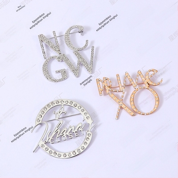 Καρφίτσα διακοσμητική — τιτάνιο ατσάλι, πλήρης διαμαντό μοζαϊκα, DIY σχεδιασμός εταιρικού λογότυπου, απλός unisex στυλ, διαθέσιμη προσαρμογή