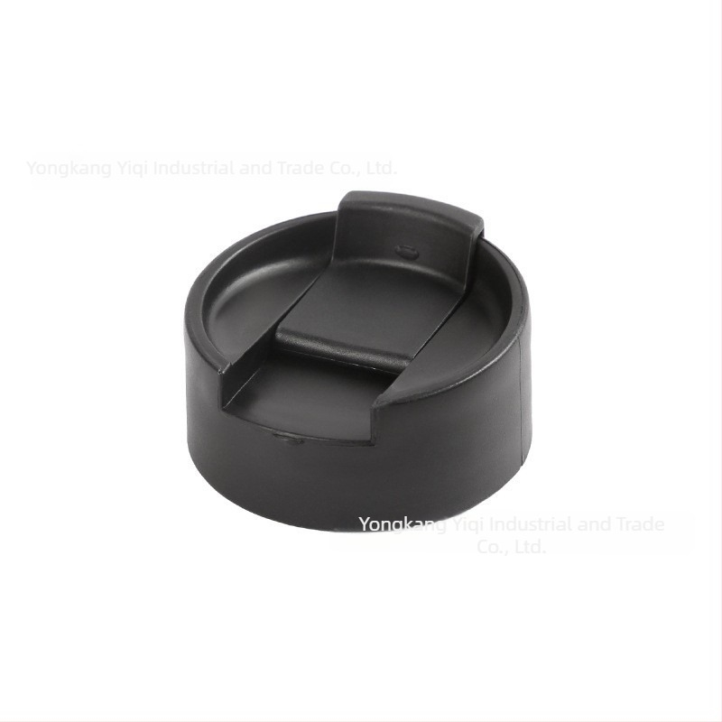 Μπουκάλι ποτών με διαφανές κάλυμμα σκόνης, αναδιπλούμενη λαβή με βίδα, κάλυμμα καλαμακιού για άμεση πόση και σιλικονούχο στόμιο — Υλικό: Πλαστικό; Εκτύπωση λογότυπου: Διαθέσιμη; Προσαρμογή: Ναι; Ποιότητα: Premium; Στυλ: Μοντέρνο μινιμαλιστικό