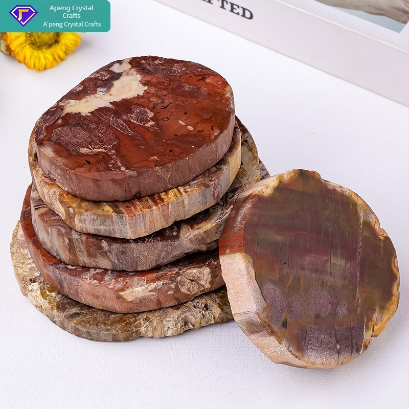 Βάση για φλυτζάνι τσαγιού από απολιθωμένο ξύλο με γεωμετρικό τοπίο, από την Ah Peng Crystal Crafts, μοντέρνος μινιμαλισμός