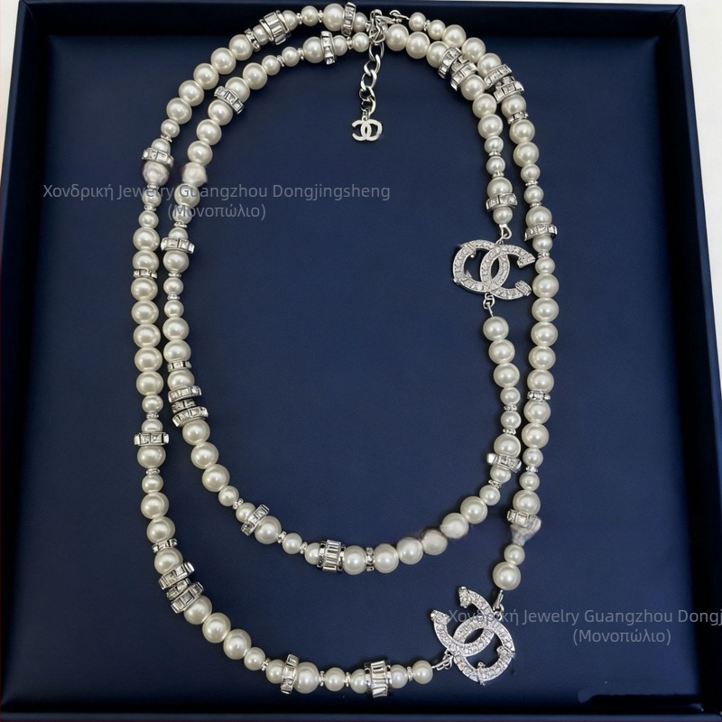 Μακριά διπλοεπίπεδη αλυσίδα για πουλόβερ με γράμματα και διαμάντια, χάντρες από ψεύτικες πέρλες, αλυσίδα με σφαιρίδια, μήκος 81 cm+, πολυεπίπεδη, χωρίς κρεμαστό, κυκλοφορία Άνοιξη 2025