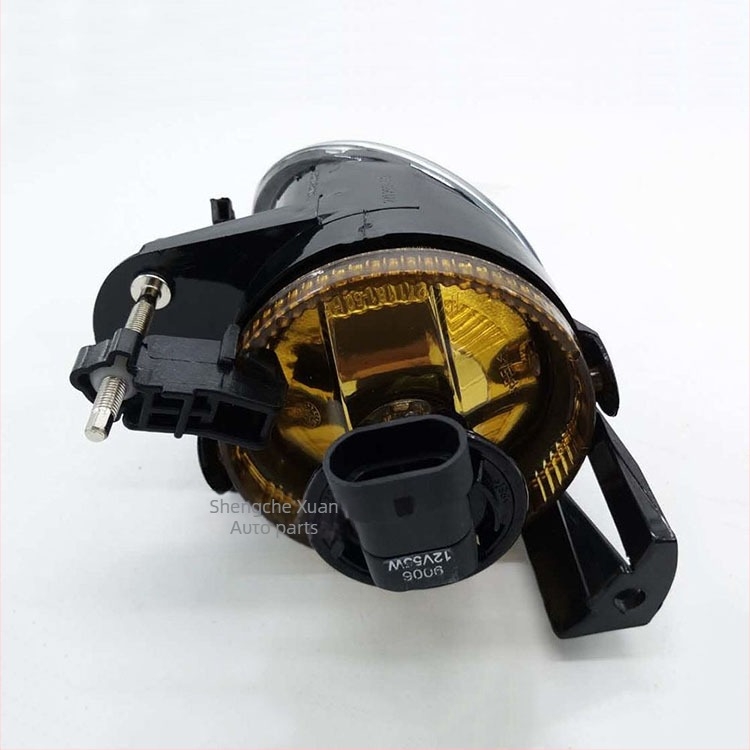 Μπροστινό φανάρι ομίχλης για VW Passat B6/Magotan 07-11 – 55W αλογονική λάμπα, 12V, ABS περίβλημα, διάρκεια ζωής 20 000 h