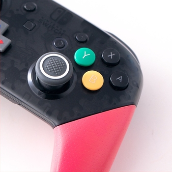 Αξεσουάρ Pro χειριστή Switch Pro: κάλυπτρα ABXY πλήκτρων и κυκλικά καπάκια D-pad - μάρκα Ajitomo, μοντέλο 317, ABS, 21 g