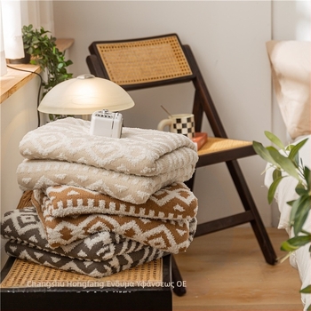 Πλεκτή κουβέρτα καναπέ σε μποέμικο στυλ – ακρυλικό + μισό βελούρο, γεωμετρικό σχέδιο, 800–999 g, παραμετροποίηση