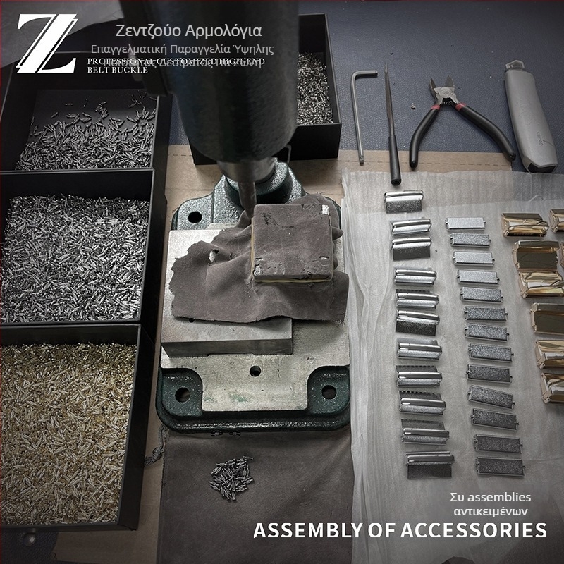 Ανδρική μεταλλική αγκράφα ζώνης με αυτόματο κλείσιμο, σχήματος D, προσαρμοζόμενη, για επιχειρηματική χρήση.