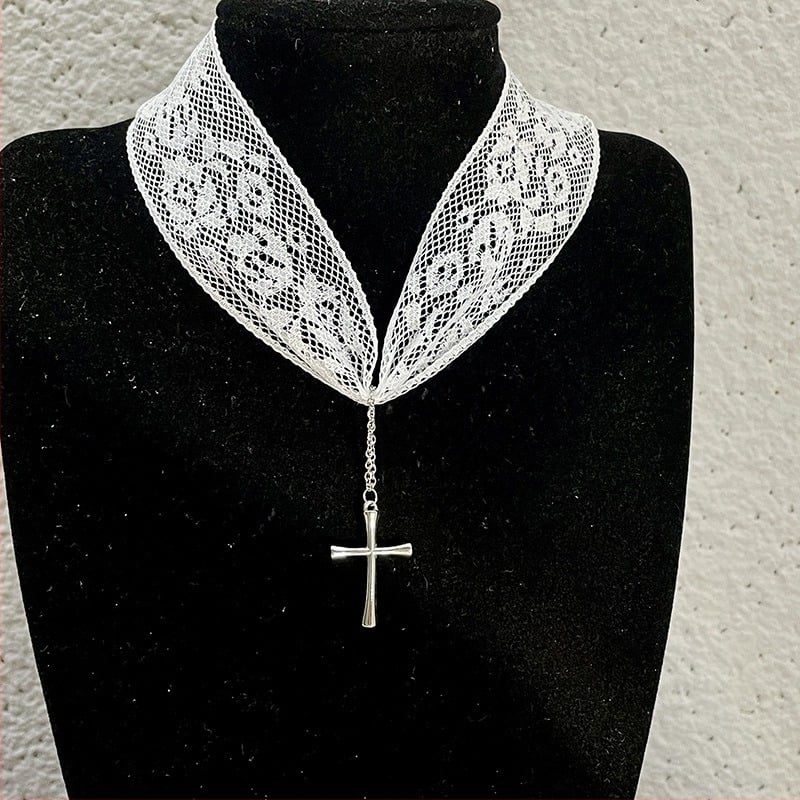 Choker κολιέ με σταυρό, δαντελένιες λεπτομέρειες στην αλυσίδα, μικτά υλικά, κρεμαστό από κράμα, γλυκό–δροσερό στυλ