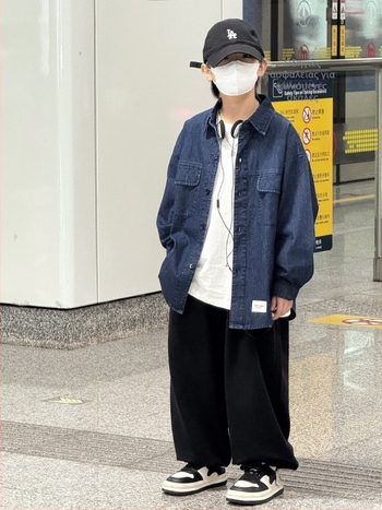 Σετ για αγόρια: πουκάμισο και τζιν τζάκετ, κορεατικό στυλ, 95% βαμβάκι, απαλό φινίρισμα, μονόχρωμο, κατάλληλο για άνοιξη