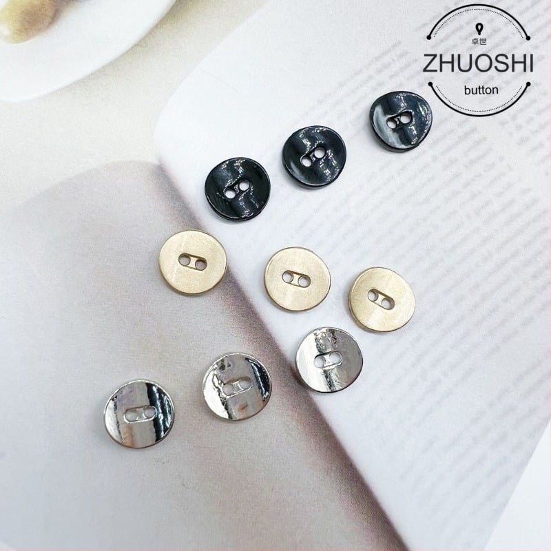 Μεταλλικά κουμπιά πουκάμισου, χειροραμμένα, στρογγυλά, με δύο οπές, unisex