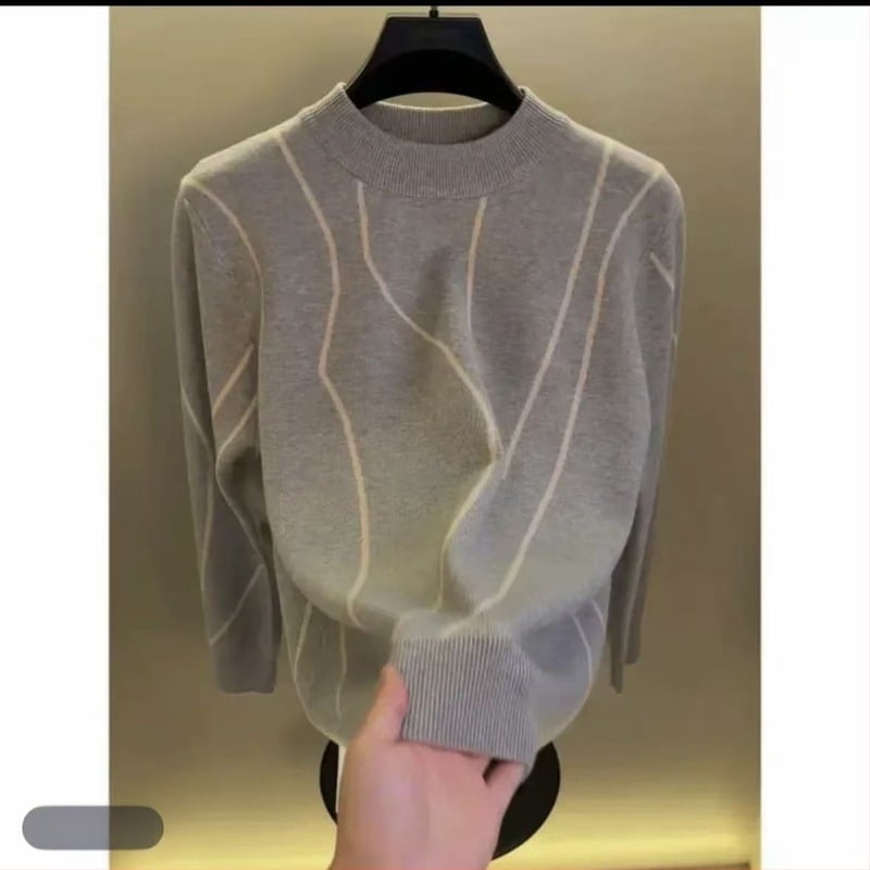 Πλεκτό πουλόβερ με ριγέ, στρογύλος λαιμός, χαλαρή γραμμή, μακριά μανίκια, πολυεστερική ανάμειξη, φινίρισμα χωρίς σιδέρωμα