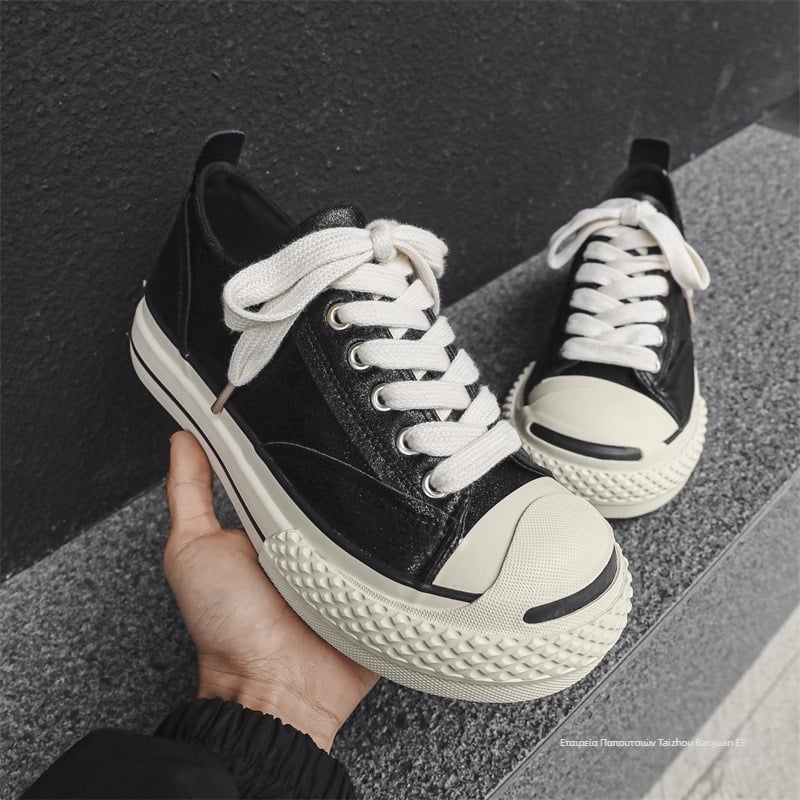 Ανδρικά παπούτσια με συνθετικό δέρμα στην επάνω επιφάνεια, PVC σόλα, κορδόνια, χαμηλός ύψος, άνοιξη 2025