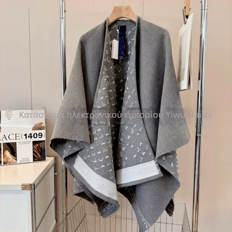 Γυναικείο shawl-παλτό, διπλής όψης, παχυνμένο συνθετικό κασμίρι, τζακάρντ ύφανση, γεωμετρικό μοτίβο, χειμερινά ενδύματα