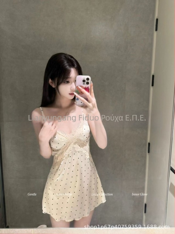 Νυχτικό καλοκαιριού με τιράντες και μαξιλαράκια στήθους, ύφασμα ice silk, εκτύπωση με κουκκίδες, V-λαιμός