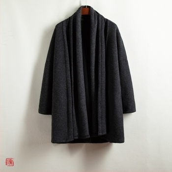 Μεσαίου μήκους παλτό σε κινεζικό στυλ, χωρίς κουκούλα, χειμώνας