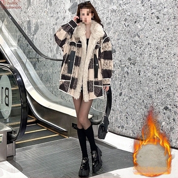 Γυναικείος patchwork κοντό μπουφάν — γιακάς στήριξης, χαλαρή γραμμή, ακρυλικό ύφασμα, ≥95% κύριο ύφασμα, χειμώνας 2024