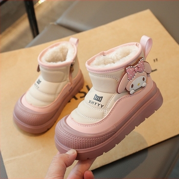 Μποτάκια αστραγάλου σε κορεατικό στυλ, επάνω μέρος από συνθετικό δέρμα μικροϊνώ, σόλα από καουτσούκ, κυκλοφορία χειμώνα 2025.