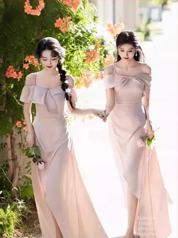 Φόρεμα παρανυφίων με υψηλή μέση, μακριά φούστα Α-γραμμής, ένα ώμονο ντεκολτέ με διπλό γιακά, πριγκίπισσα στυλ