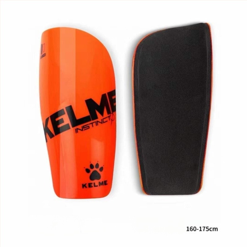 Προστατευτικό κνήμης με παχύτερο πάνελ εισαγωγής – πλαστικό; δυνατότητα προσαρμογής; ποδόσφαιρο