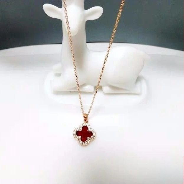 Κολιέ με μενταγιόν αλεπούς, χειροποίητο, φυσικό στυλ, υλικό: Άλλο, Άνοιξη 2025