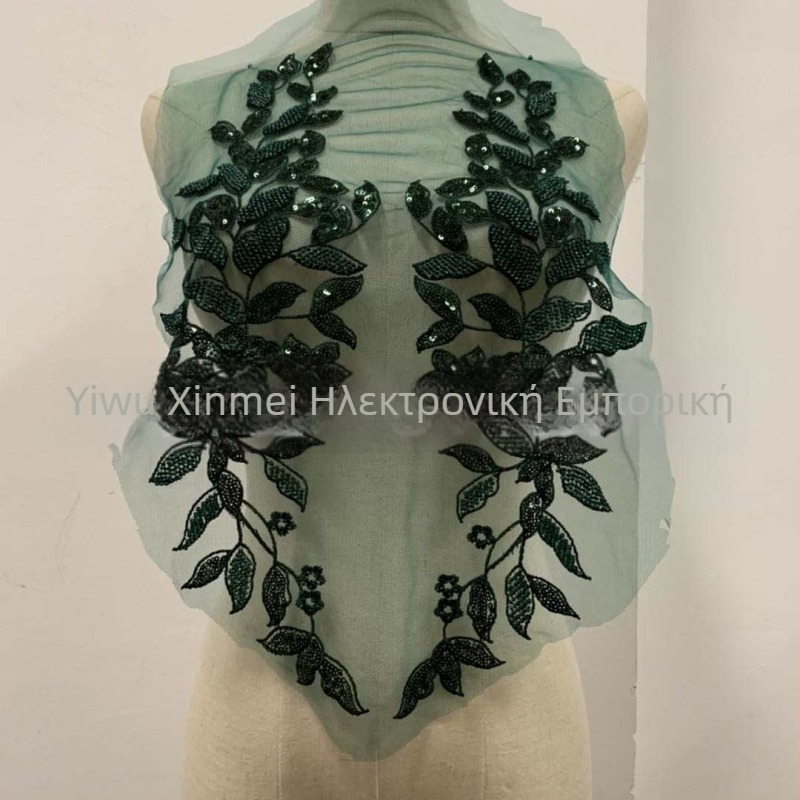 Τρισδιάστατη appliqué δαντέλας κεντημένη με χάντρες για ρούχα – υλικά: σωληνοειδείς χάντρες, γυάλινες χάντρες τύπου ρυζιού, δίχτυ, κλωστή κεντήματος; μάρκα Xin Shu; κατάλληλο για γυναικείο ρουχισμό και νυφικά; χρήση: Χάνφου, φορέματα, πάρτι; διαδικασία: κέ