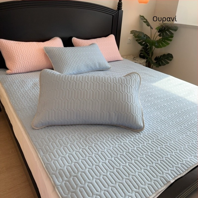 Σετ από φυσικό λατέξ, τρία τεμάχια για δροσιά κρεβατιού, εκτυπωμένη πλέξη, 80-90% λατέξ, ελαφρύς πολυτελής στυλ