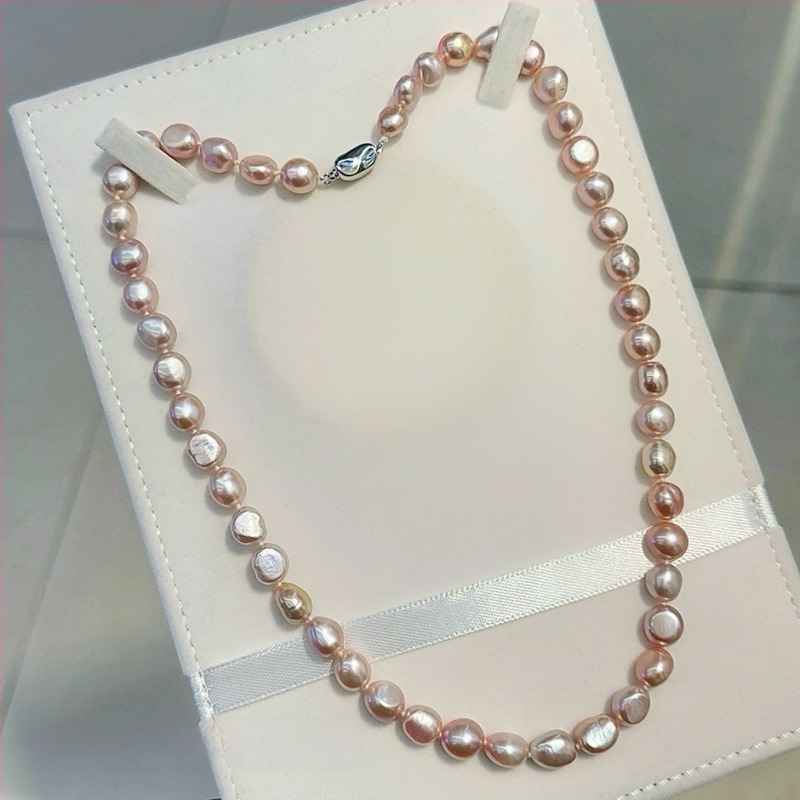 Κολιέ με μπαρόκ φυσικά γλυκού νερού μαργαριράρια, κούμπωμα από 925 ασήμι, σχέδιο εμπνευσμένο από τη φύση