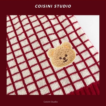 Γυναικείος χειμερινός ζεστός σάλι με χριστουγεννιάτικη ατμόσφαιρα και μοτίβο οικογένειας αρκούδων, warp πλέξη, συνθετικό κασμίρι (ακρυλικό)