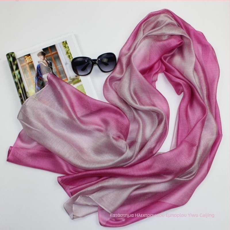 Μακρύ φουλάρι από μετάξι με gradient σχέδιο, warp-knit ύφανση, μίξη μεταξιού με άλλες ίνες (21–30% μετάξι, 61–70% άλλες ίνες)