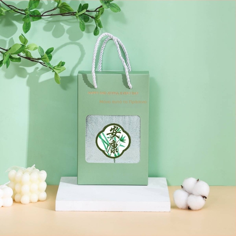 Σετ δύο πετσέτες με κεντημένα φουντάκια για παρανυφές; 260 γρ. κοραλλιοφλις νήμα; κέντημα και ράψιμο; διατίθεται προσαρμογή